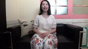 Hot Asian Milf Seduces in Steamy Bedroom Scene