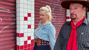 Levei o pai da Andressa urach no swing