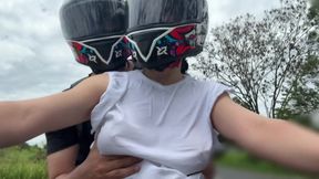 Picking up my favorite DIDI client without a bra!