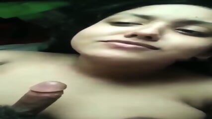Indian Cute Chubby Girl Giving Blowjob